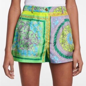 VERSACE WOMEN’S BARROCCO MOSAIC PRINT SILK TWILL SHORTS, 40 IT, Purple and Green